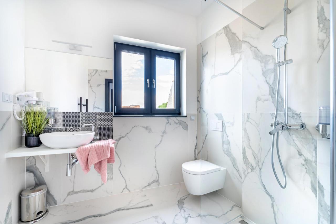 Apart House, Tylna 20 Ζιελόνα Γκόρα Εξωτερικό φωτογραφία