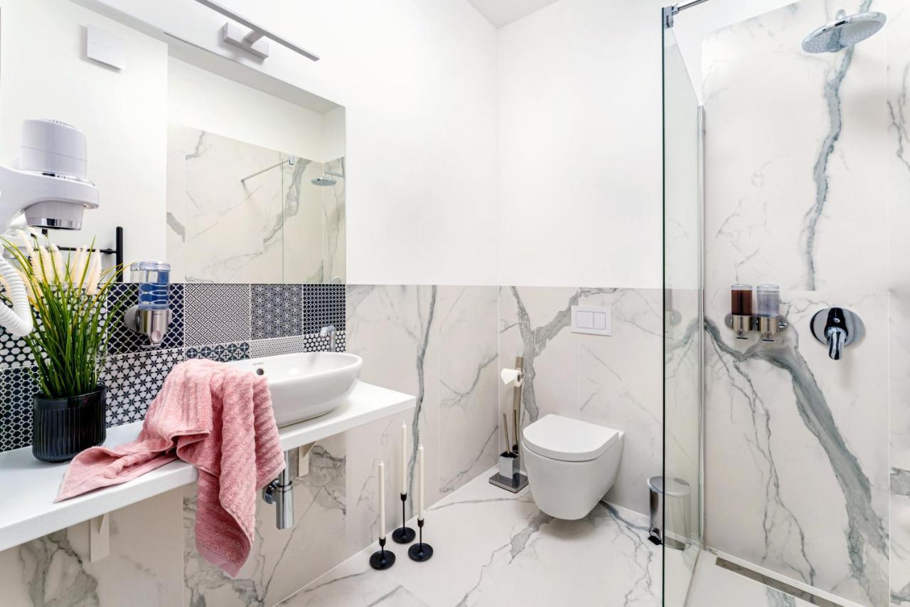 Apart House, Tylna 20 Ζιελόνα Γκόρα Εξωτερικό φωτογραφία