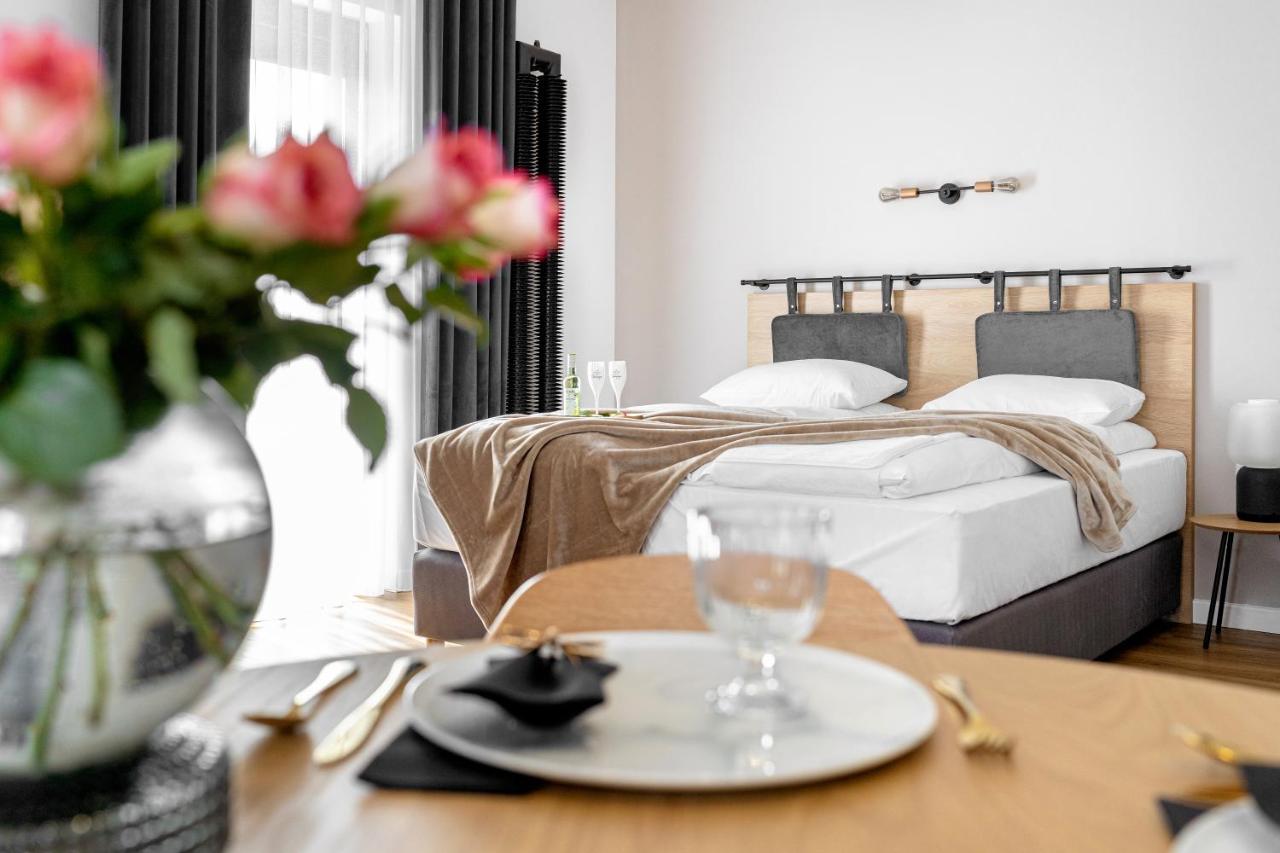 Apart House, Tylna 20 Ζιελόνα Γκόρα Εξωτερικό φωτογραφία